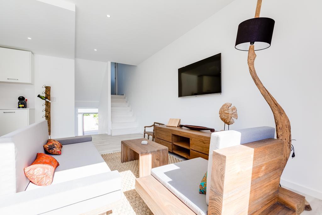 Vista Roses Mar - Villas Batik Екстер'єр фото